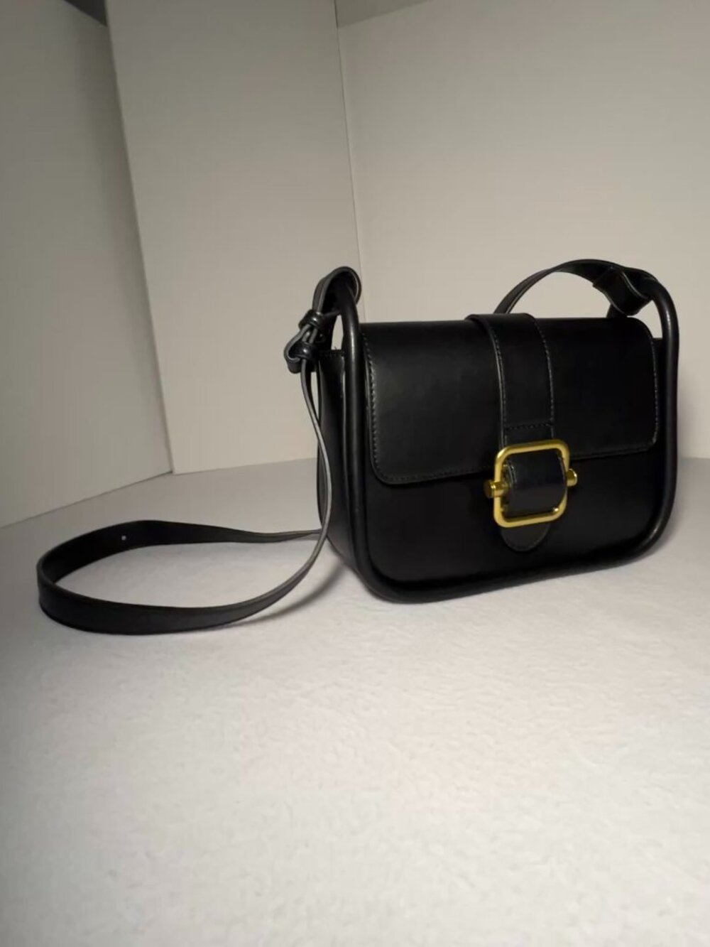Miztique Black Vegan Medium Leather Crossbody Bag Gold Buckle Classic Purse